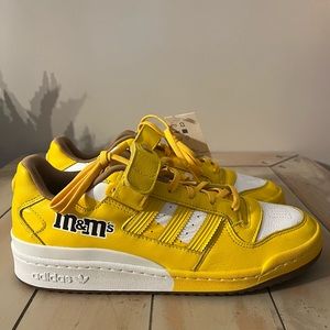 New Adidas Originals x M&M's Forum 84 Low Sneaker Yellow GY6317 Men Size 9 US